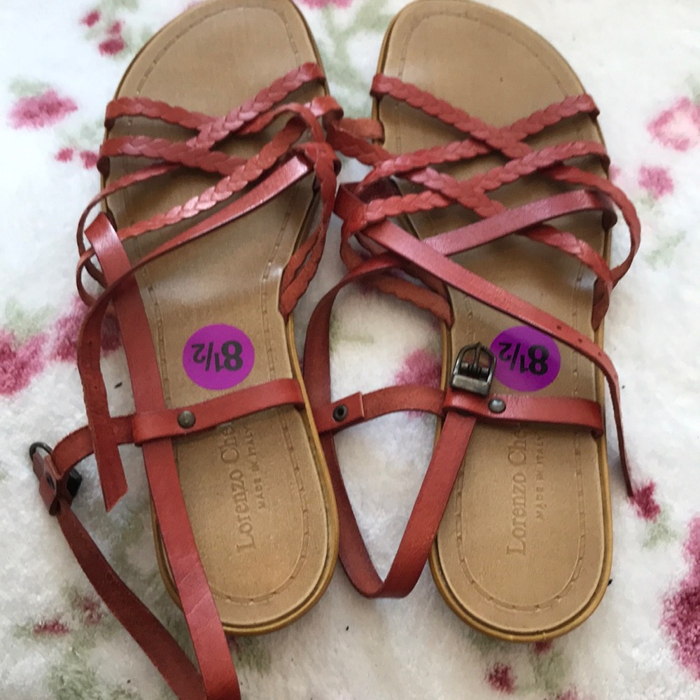 NWOT Lorenzo Chelini Sandals